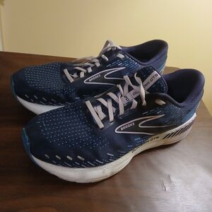 Brooks Navy Running Shoes with Light Blue Accents